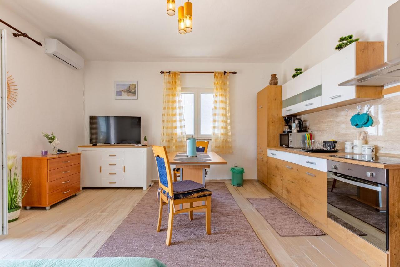 Mare-More Studio W Balcony And Beach Front And View Ζαντάρ Εξωτερικό φωτογραφία